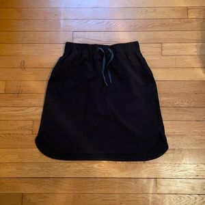 Black lululemon on the fly skirt